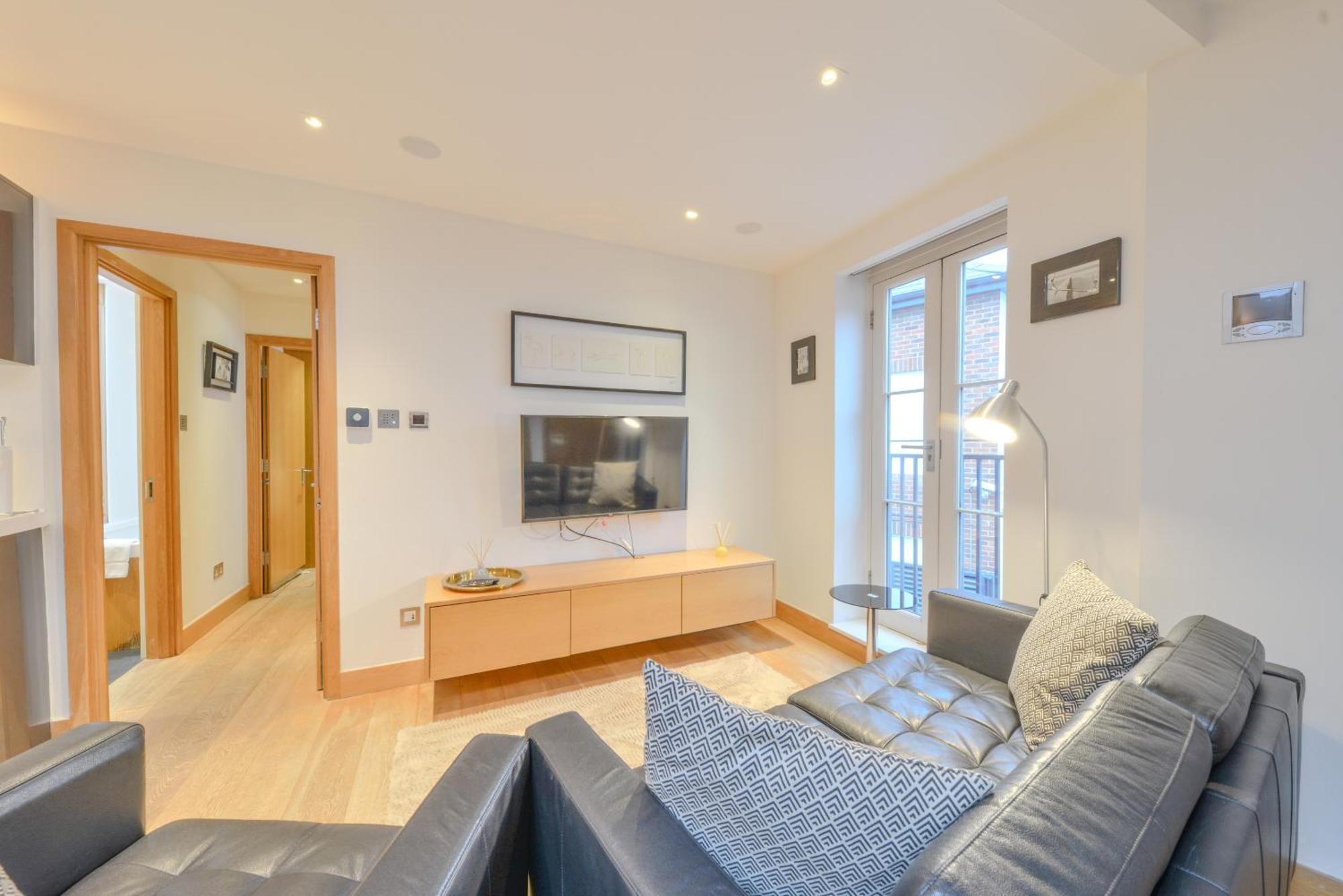 Central Two Bedroom Apartments St Albans By Central Stays Short Lets & Serviced Accommodation With Free Parking Camera foto
