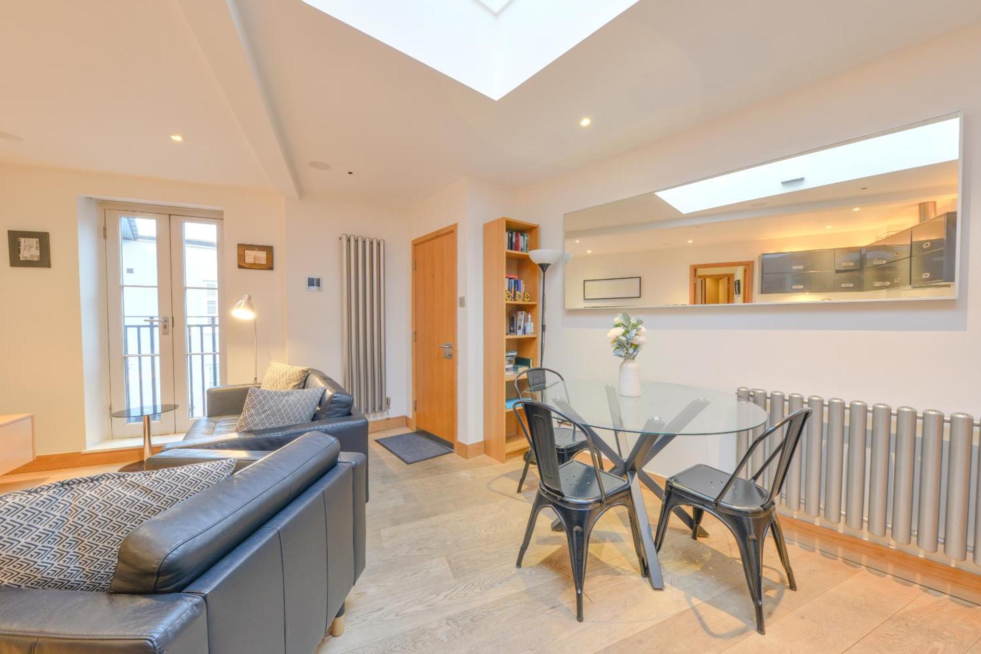 Central Two Bedroom Apartments St Albans By Central Stays Short Lets & Serviced Accommodation With Free Parking Camera foto